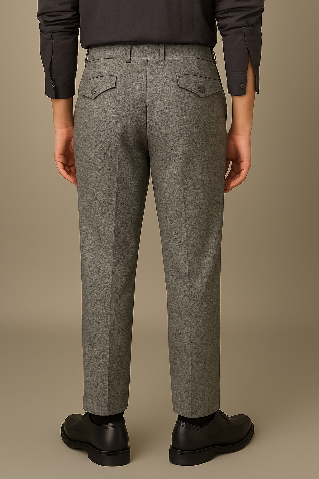 Classic Grey Tailored Trousers – Mid-Rise Elegance with Pleated Front