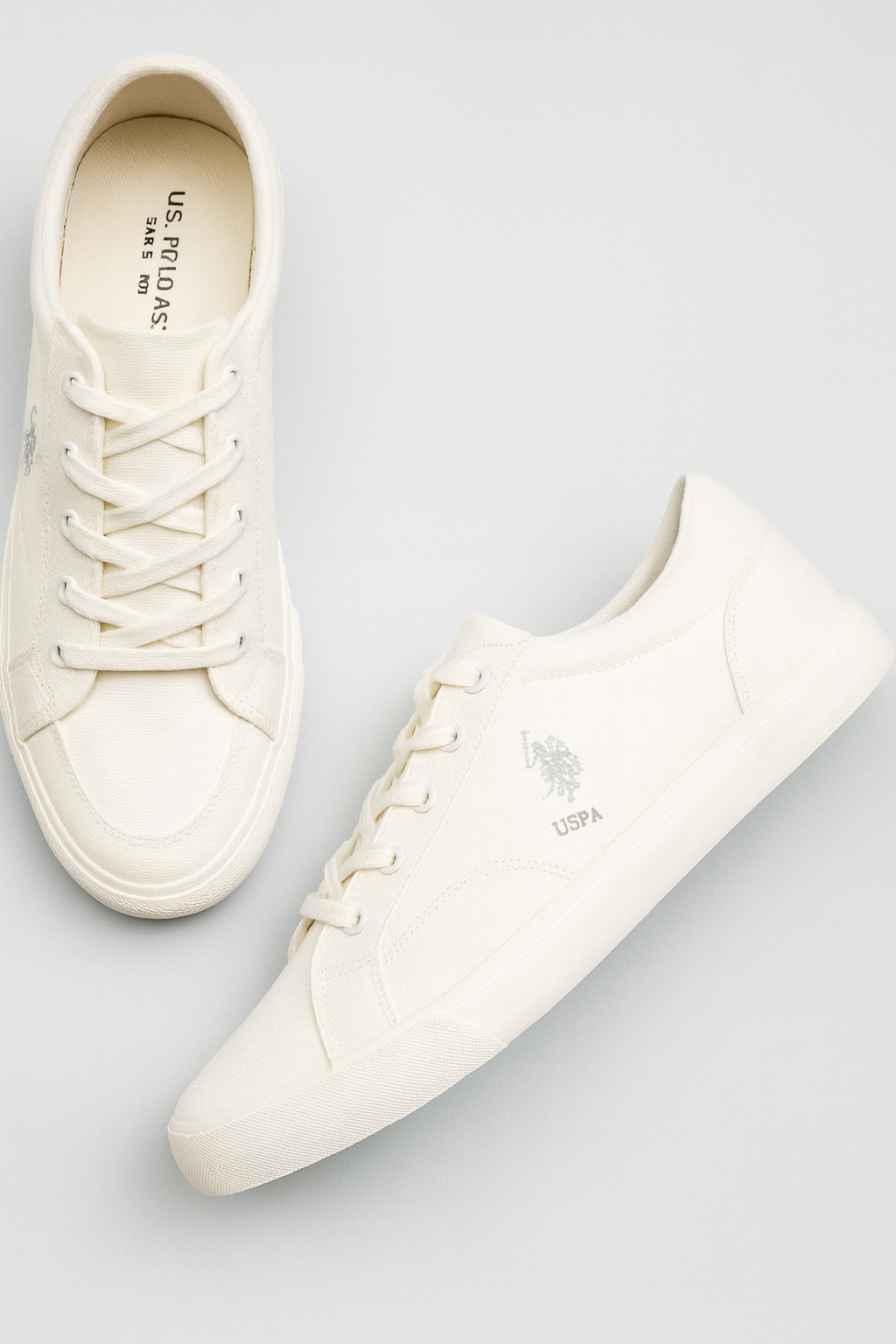 Modern Comfort White Sneakers for Daily Wear