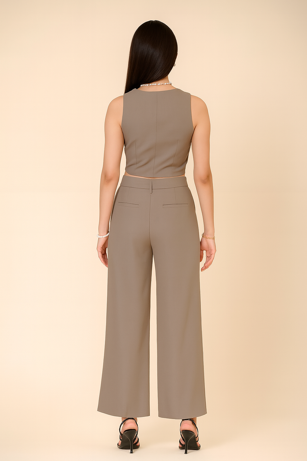 Women’s Sleeveless V-Neck Co-Ord Set with Wide-Leg Trousers – Elegant Formal Wear