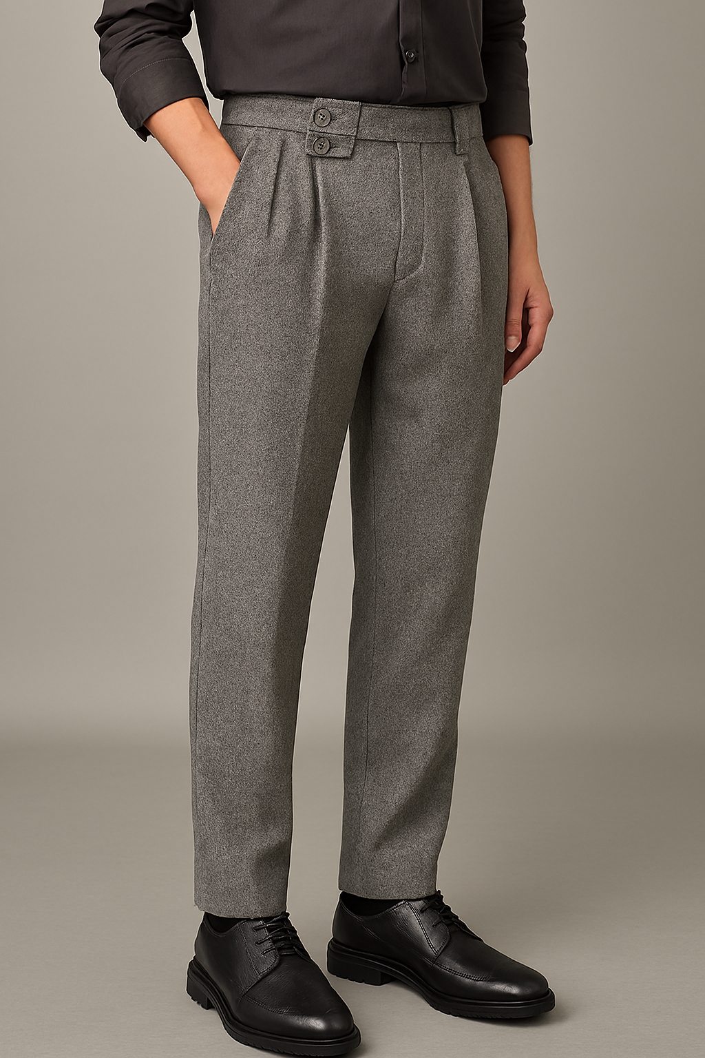 Classic Grey Tailored Trousers – Mid-Rise Elegance with Pleated Front